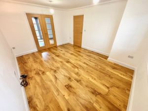 Lounge- click for photo gallery